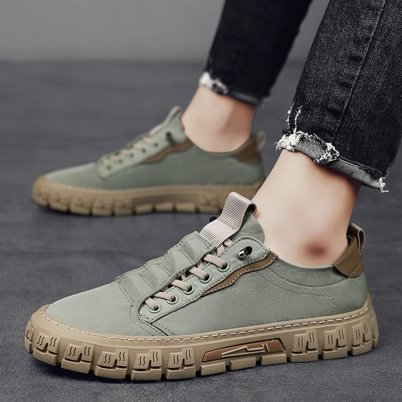 Men's Casual Sneakers | Lace-Up Eyelets & Lug Sole