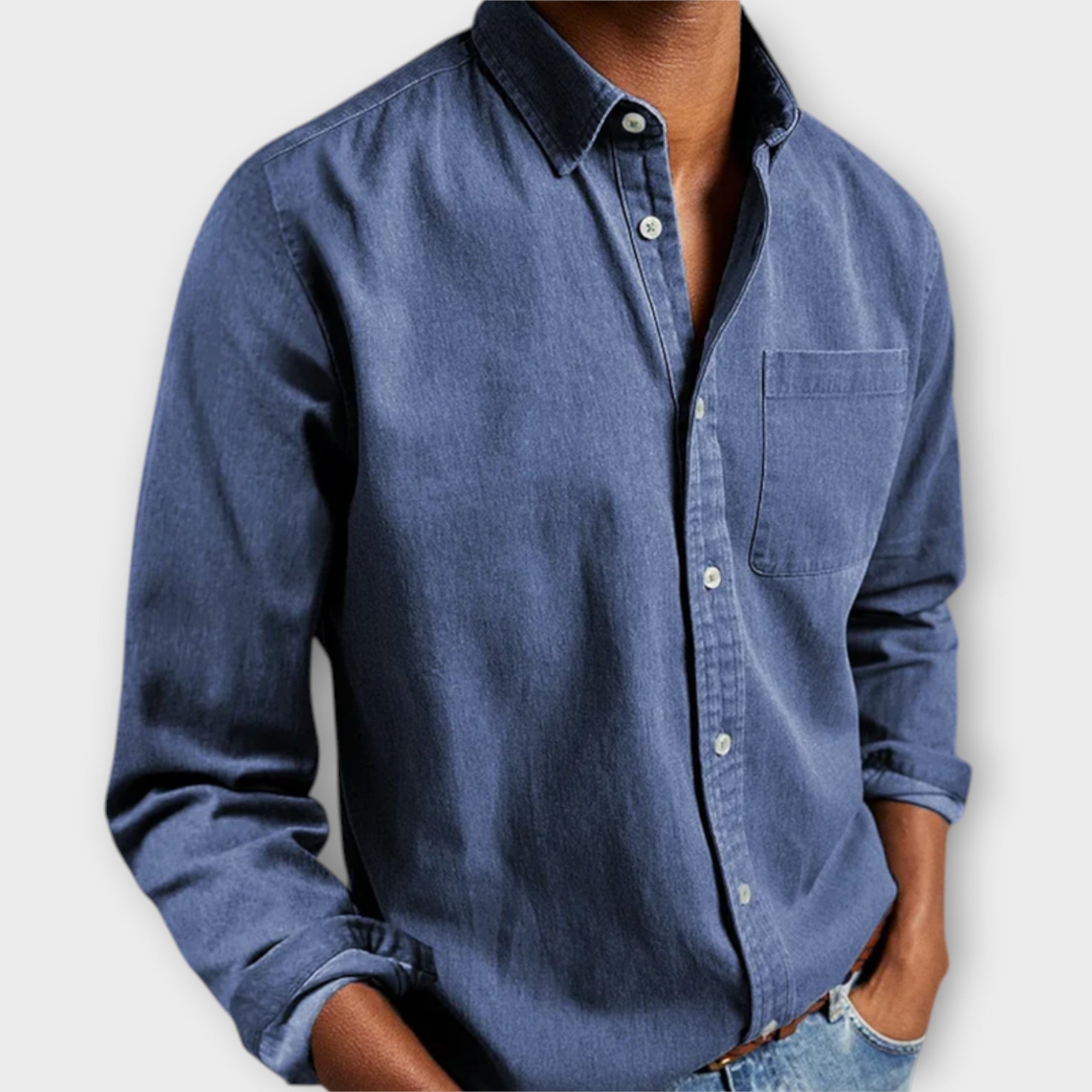 Men's Casual Button-Up Shirt | Point Collar & Chest Pocket