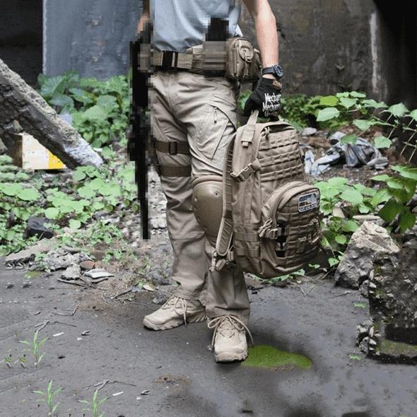 Men's Cargo Pants | Zip Pockets & Knee Seams
