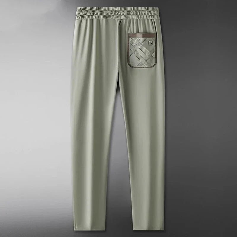 Owen | Men's Tech Tapered Sweatpants